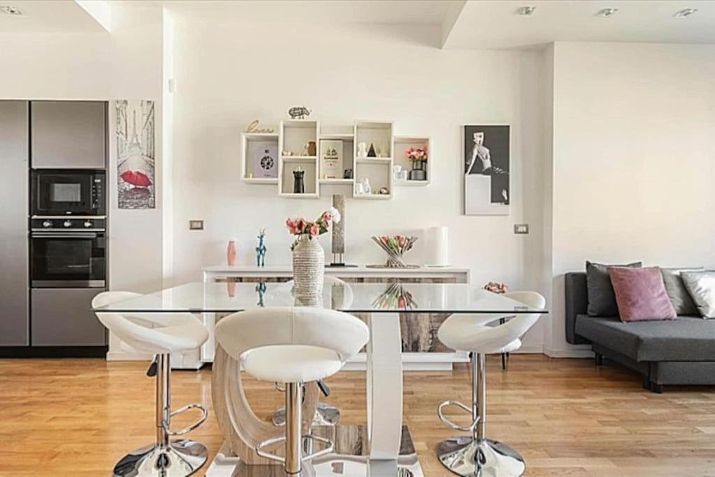 City Life Milan Apartment - Wi-Fi & Smart Tv Bagian luar foto